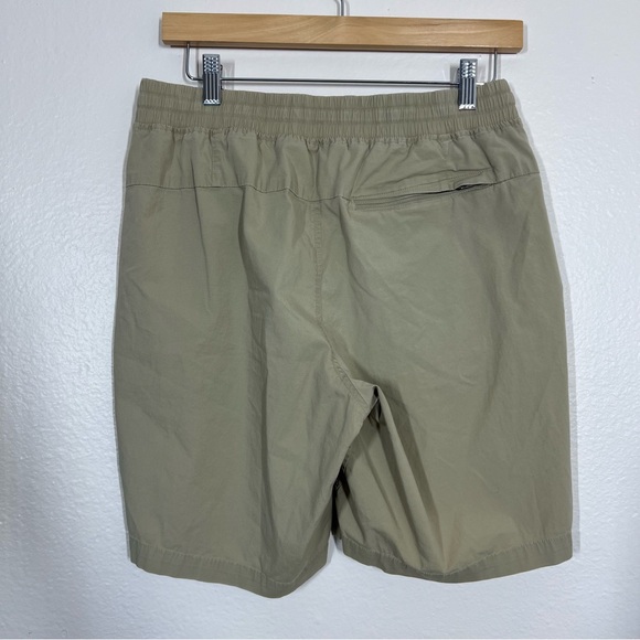 Lululemon Tofino Sand Bowline Short 8" - Picture 6 of 12